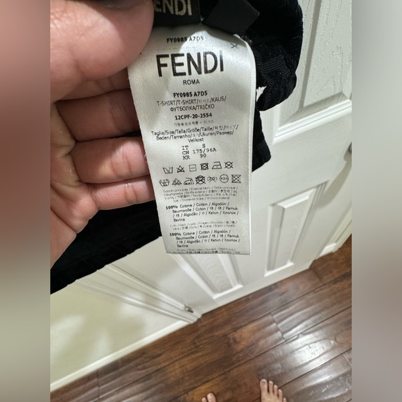 Authentic Fendi Polo Shirt small size used like new - Picture 4 of 5